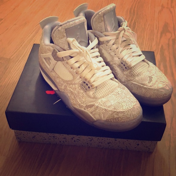Air Jordan 4 Laser
